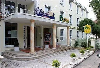 Parkhotel Obermenzing 호텔