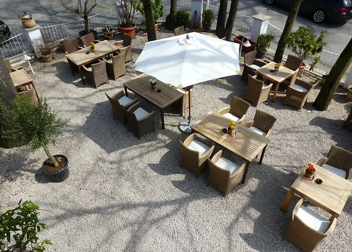 Parkhotel Obermenzing 호텔 3*