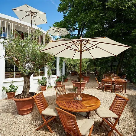 Parkhotel Obermenzing Hotel 3*