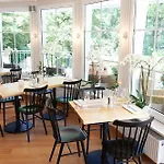Parkhotel Obermenzing Hotel 3*