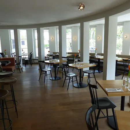 Parkhotel Obermenzing فندق 3*