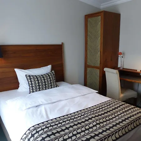 ホテル Parkhotel Obermenzing