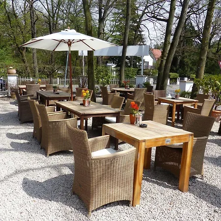 Parkhotel Obermenzing ホテル 3*