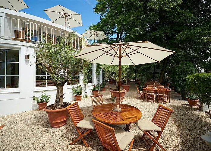 Parkhotel Obermenzing Hotel 3*