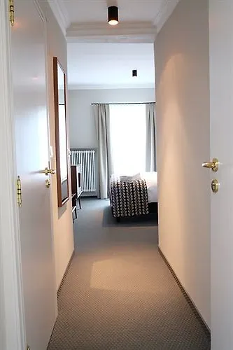 Hotel Parkhotel Obermenzing 3*