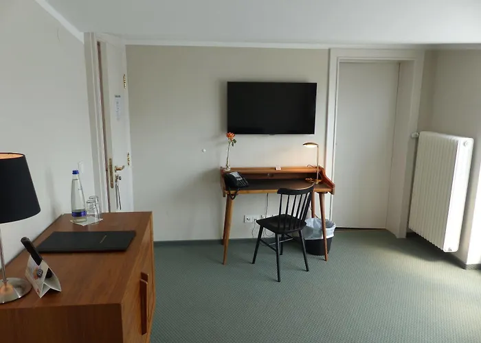 Hotel Parkhotel Obermenzing 3*