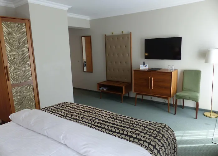 Parkhotel Obermenzing 3*