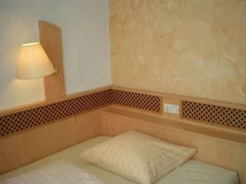 Parkhotel Obermenzing 3*